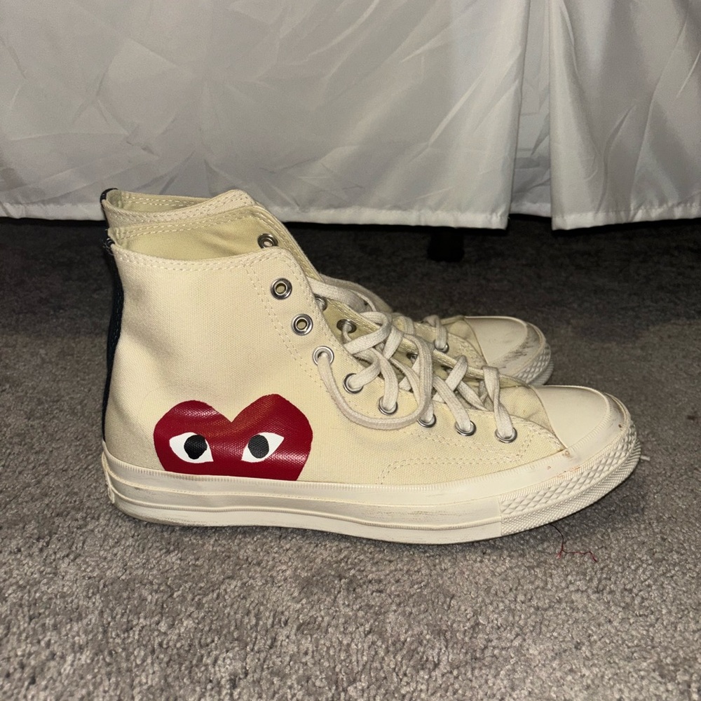 Men’s Size 8, Women’s Size 10- Converse x Comme des Garcons Milk 2015